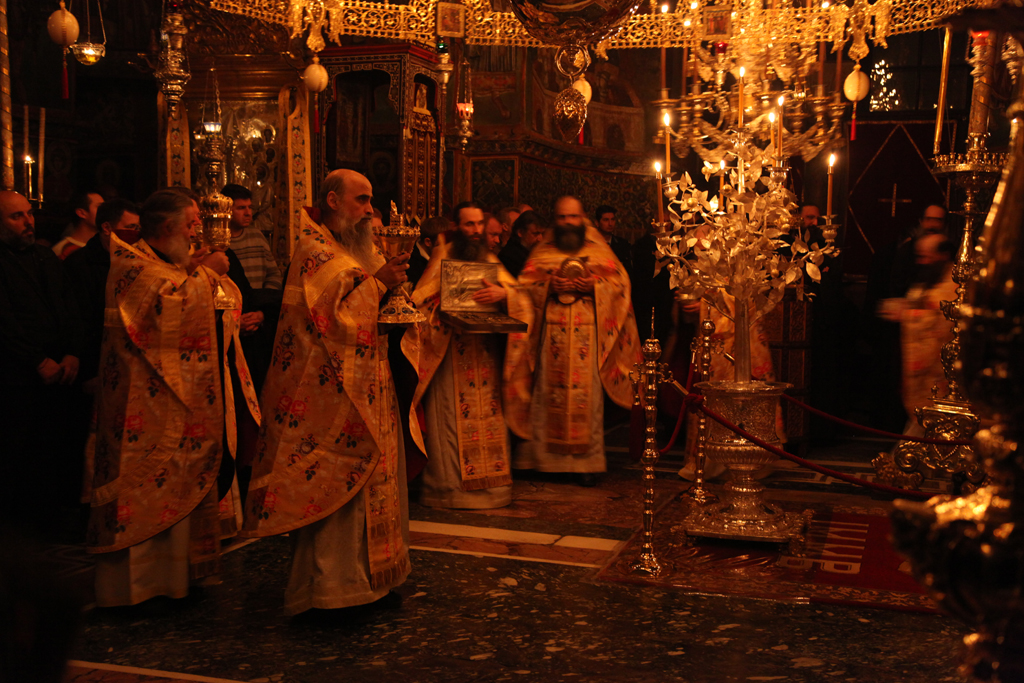 Пение афонских. Литургия Византия. Богослужение в Византии. Византийские монахи. Пение афонских монахов.